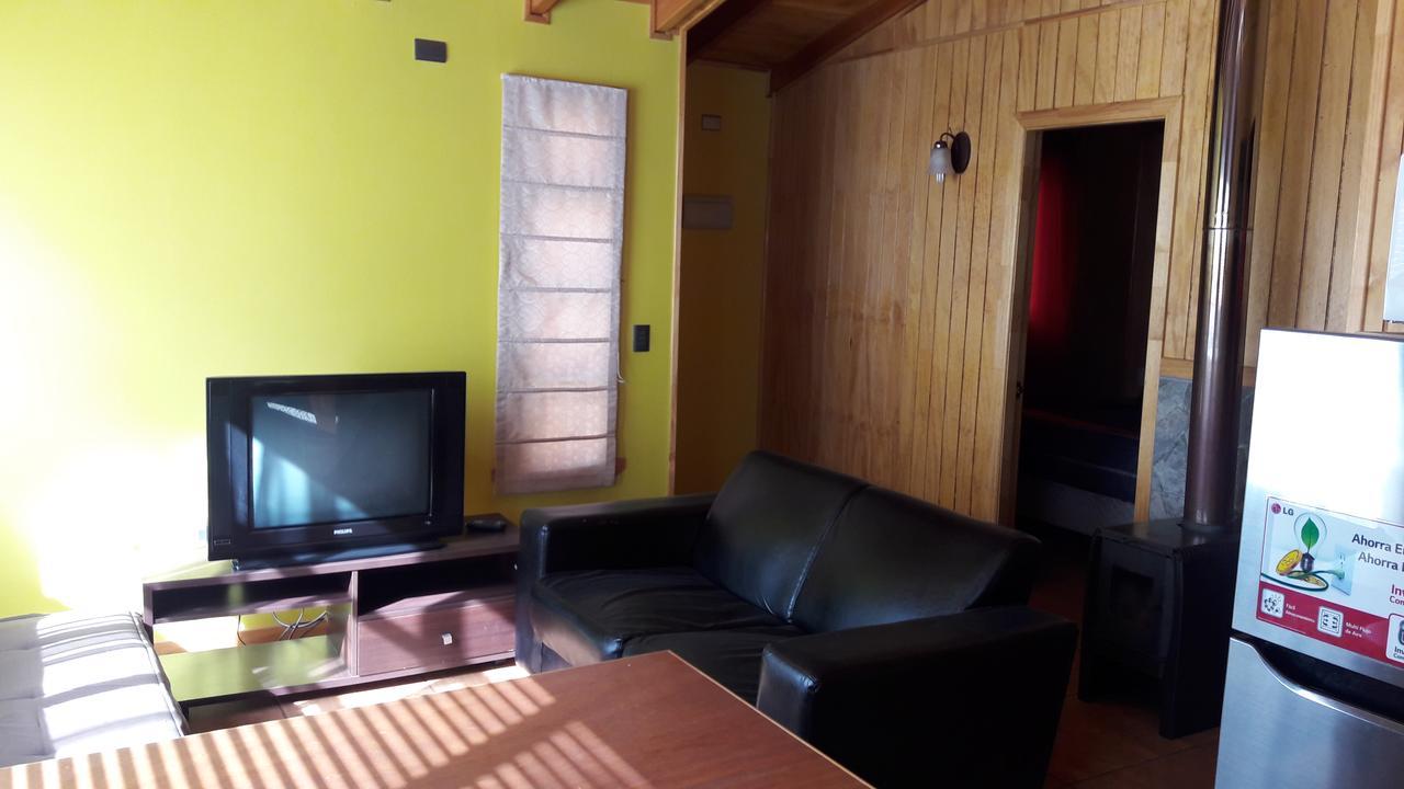 Cabanas Los Chilcos 弗鲁蒂亚尔 外观 照片